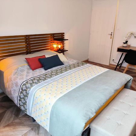 Le Temps D'Un Moment Apartment Troyes Ngoại thất bức ảnh
