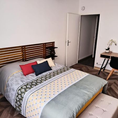 Le Temps D'Un Moment Apartment Troyes Ngoại thất bức ảnh